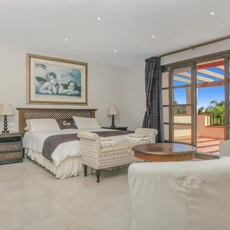 Africa - Large Delightful On 5000m2 With Private Pool Golf Views *