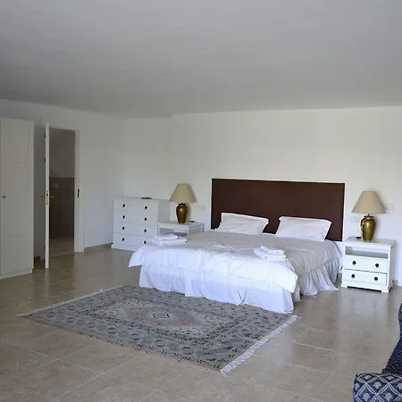Africa - Large Delightful On 5000m2 With Private Pool Golf Views Estepona