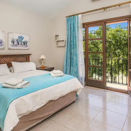Africa - Large Delightful On 5000m2 With Private Pool Golf Views