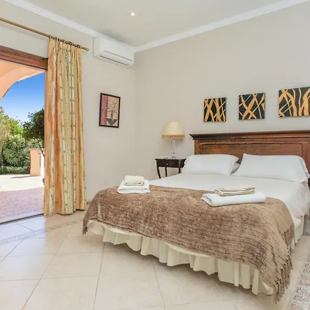 Africa - Large Delightful On 5000m2 With Private Pool Golf Views